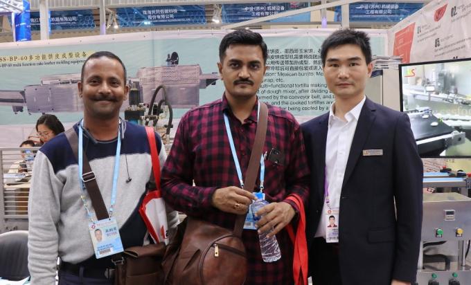 Máquina comercial de la tortilla de maíz de la industria alimentaria 900pcs/h 150m m 7