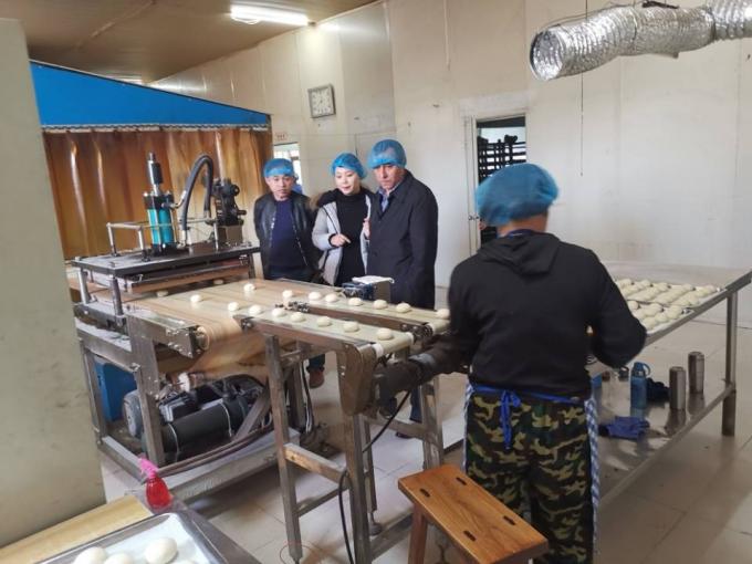 Máquina comercial de la tortilla de maíz de la industria alimentaria 900pcs/h 150m m 11