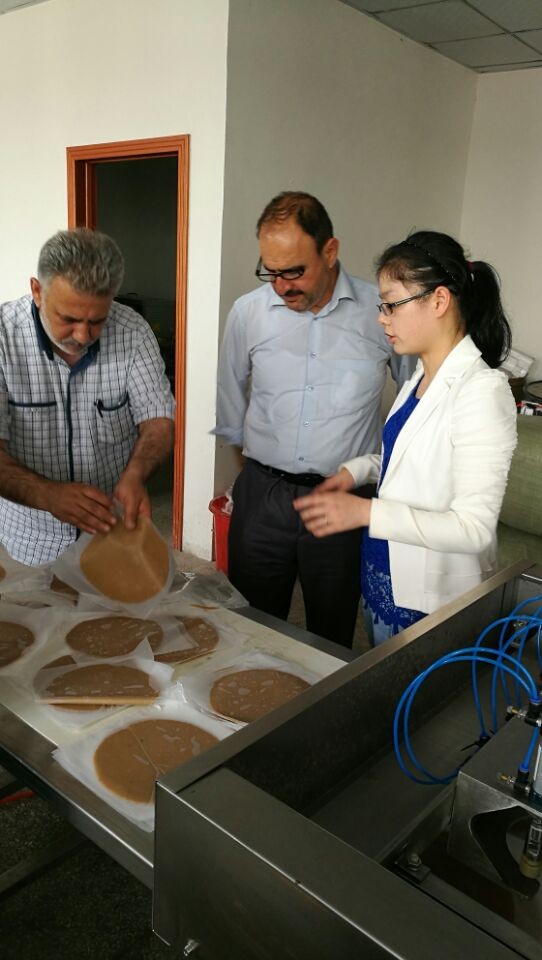 Máquina comercial de la tortilla de maíz de la industria alimentaria 900pcs/h 150m m 10
