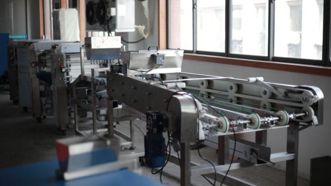 Máquina comercial de la tortilla de maíz de la industria alimentaria 900pcs/h 150m m 14